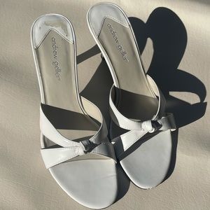 White Open toe twist kitten heels